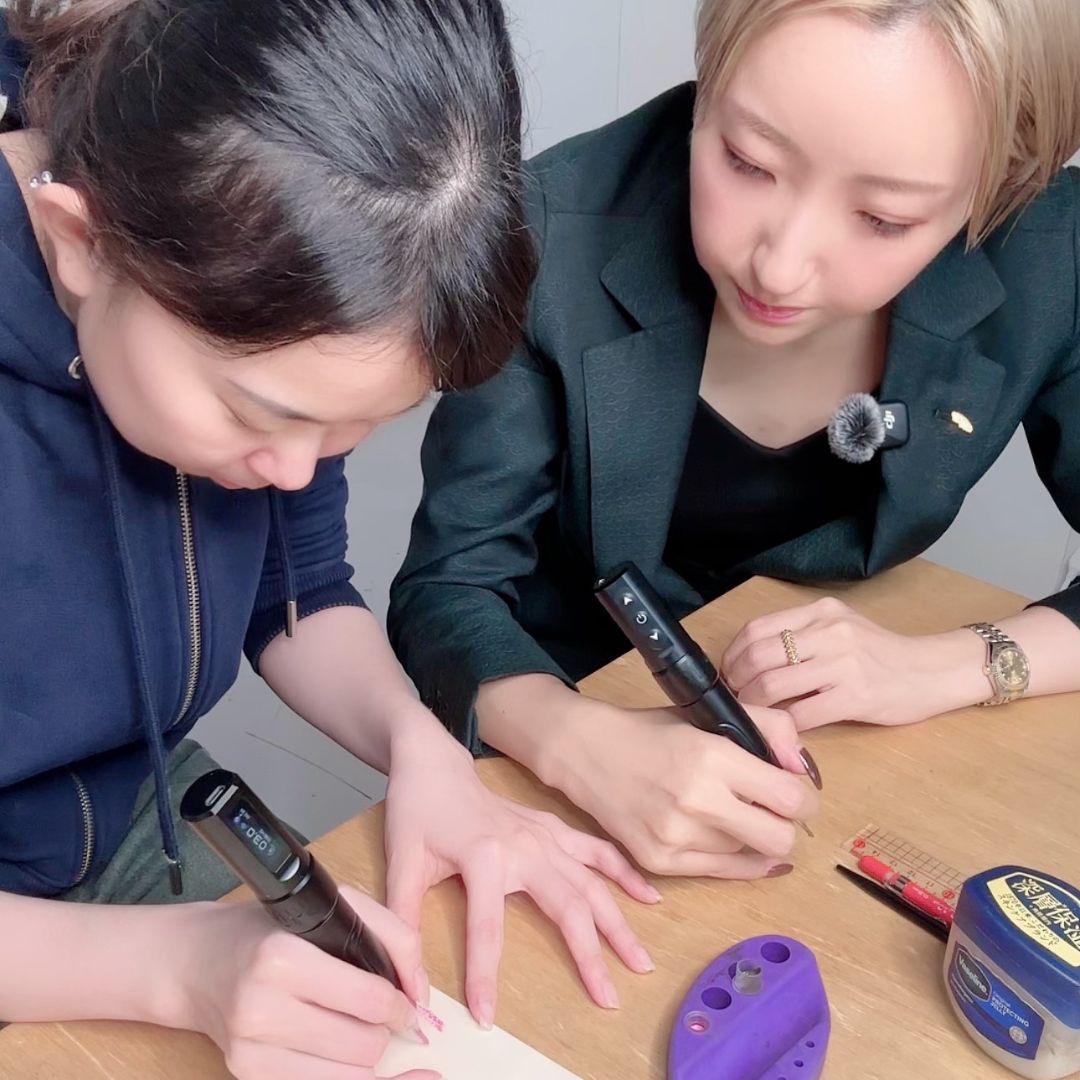 座学を教えている代表の様子