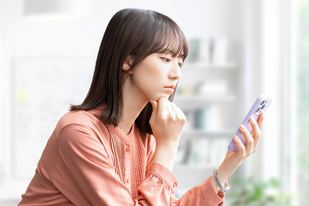 柏市でスクールを選ぶ際に押さえておきたいことを調べている看護師